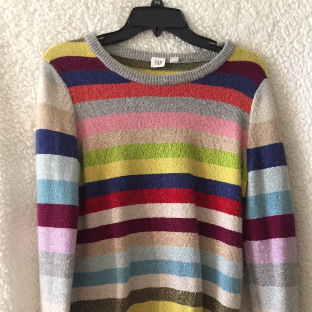 Stripped gap sweater